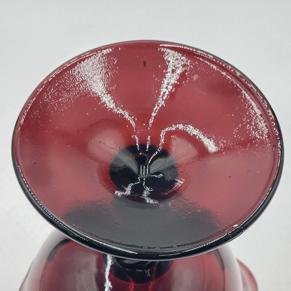 Vintage MCM Amethyst Glass Hand Blown Handkerchief Rim Twisted Stem Vase 9 inch